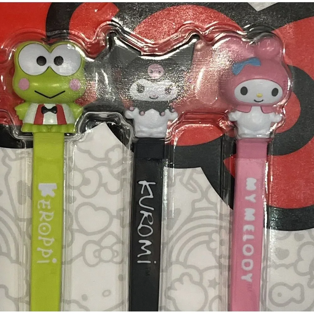 NEW Hello Kitty and Friends 5 Pack Toothbrush Collection +‎ Travel Cover Sealed
